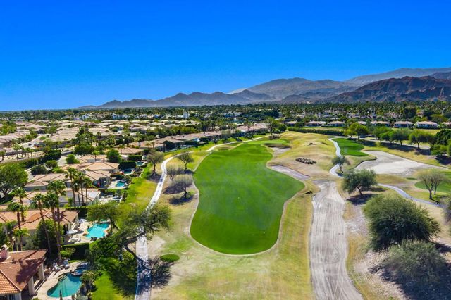 196 Loch Lomond Road, Rancho Mirage, CA 92270