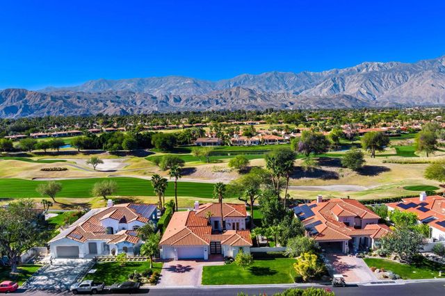 196 Loch Lomond Road, Rancho Mirage, CA 92270