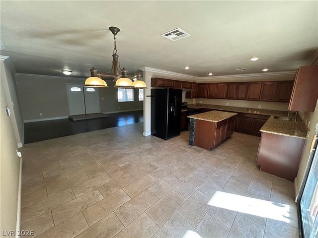 3875 Hoopa Lane, Las Vegas, NV 89169