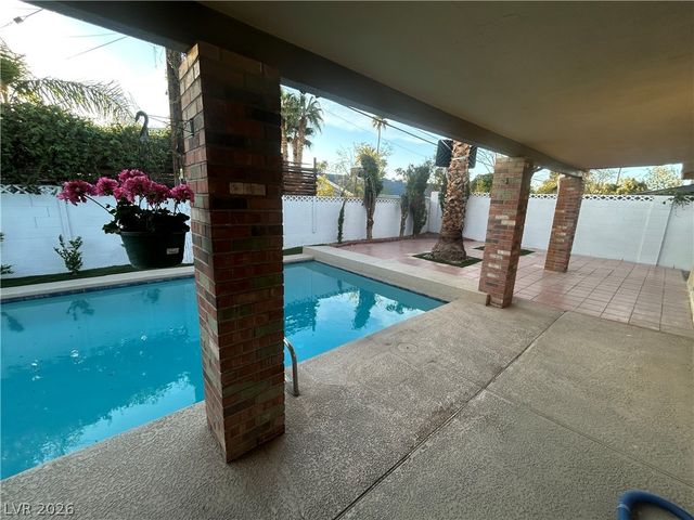 3875 Hoopa Lane, Las Vegas, NV 89169