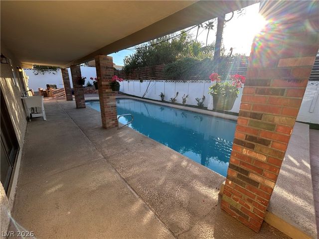 3875 Hoopa Lane, Las Vegas, NV 89169