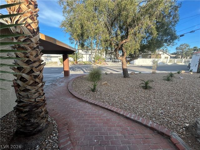 3875 Hoopa Lane, Las Vegas, NV 89169