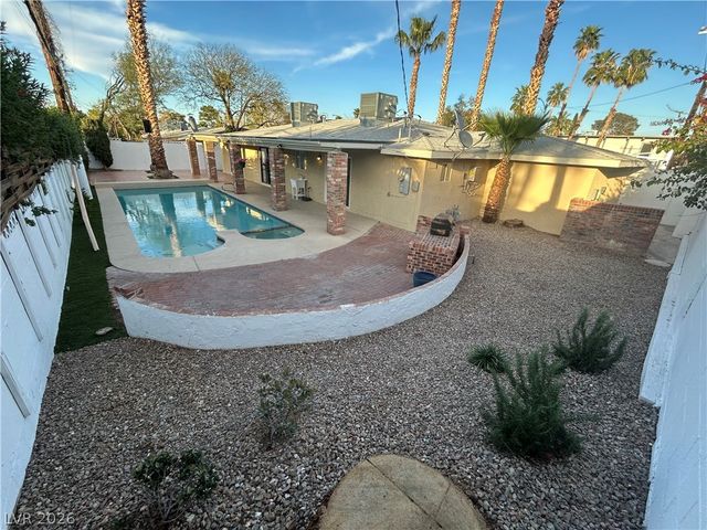 3875 Hoopa Lane, Las Vegas, NV 89169