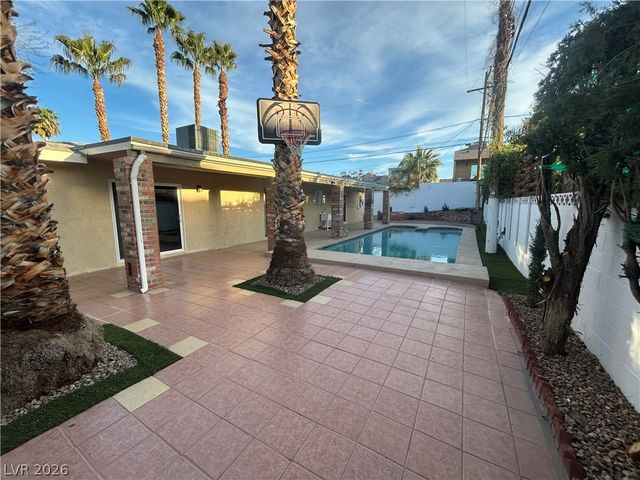 3875 Hoopa Lane, Las Vegas, NV 89169