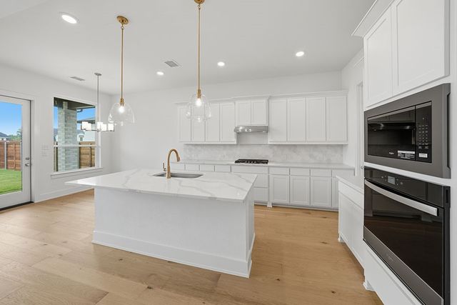 2004 Blue Moon Bay, Mesquite, TX 75181