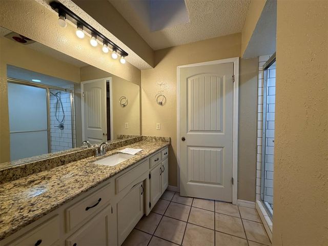 3128 SW 100th Place, Oklahoma City, OK 73159