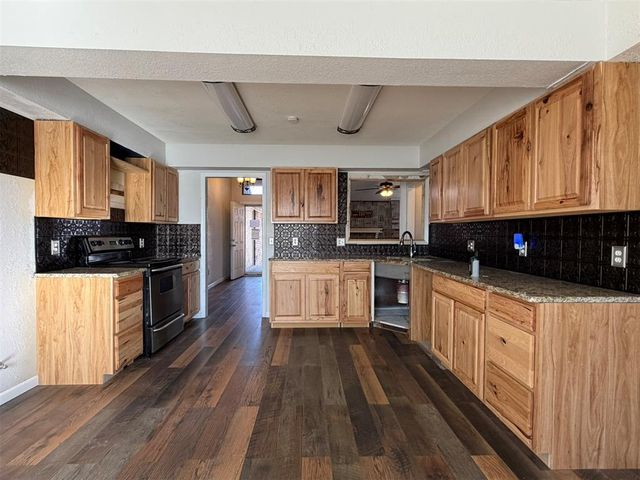 3128 SW 100th Place, Oklahoma City, OK 73159