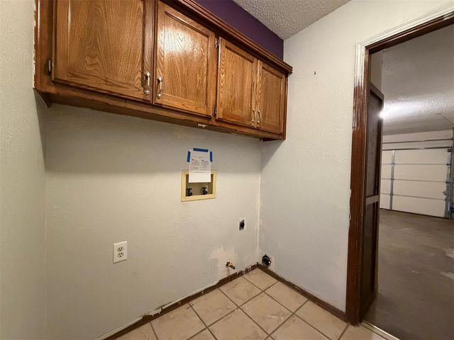 3128 SW 100th Place, Oklahoma City, OK 73159