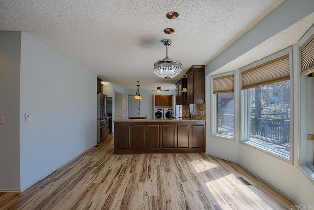 27 Murcia Way, Hot Springs Village, AR 71909