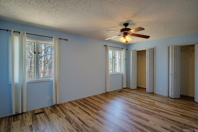 27 Murcia Way, Hot Springs Village, AR 71909