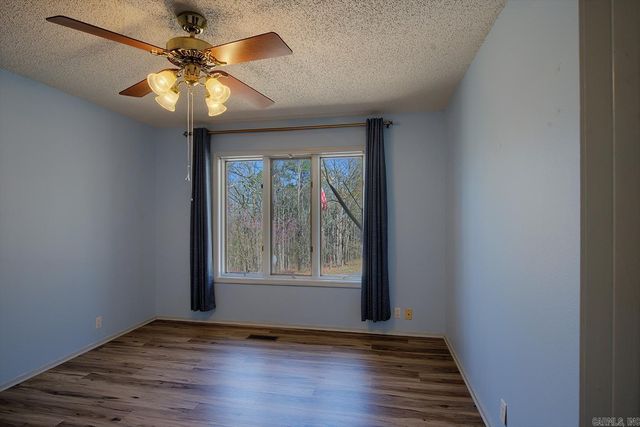 27 Murcia Way, Hot Springs Village, AR 71909