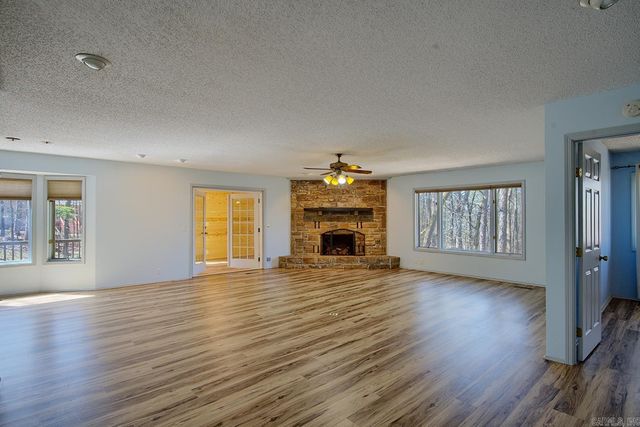 27 Murcia Way, Hot Springs Village, AR 71909