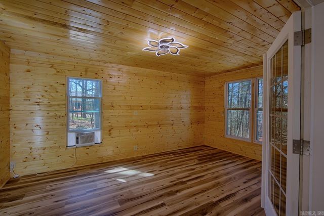 27 Murcia Way, Hot Springs Village, AR 71909