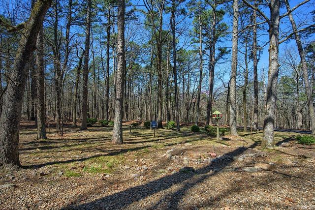 27 Murcia Way, Hot Springs Village, AR 71909