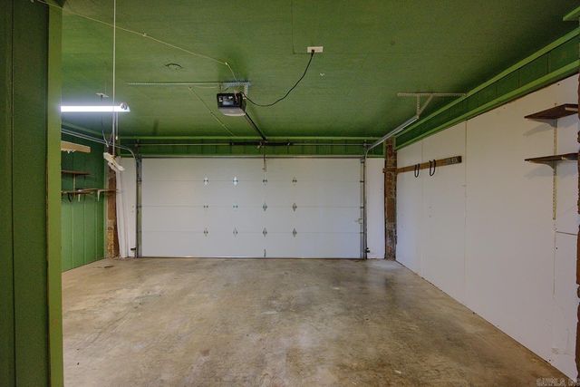 27 Murcia Way, Hot Springs Village, AR 71909