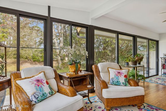 17 CARRIAGE Lane, Ponte Vedra Beach, FL 32082