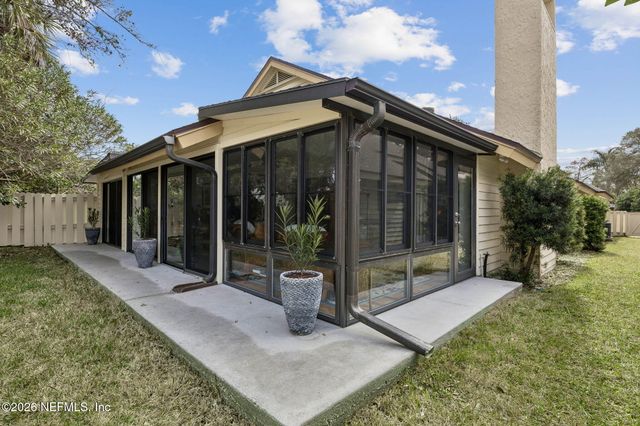 17 CARRIAGE Lane, Ponte Vedra Beach, FL 32082