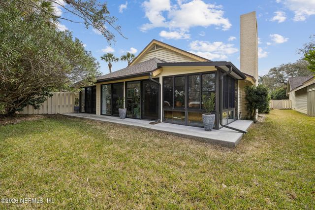 17 CARRIAGE Lane, Ponte Vedra Beach, FL 32082