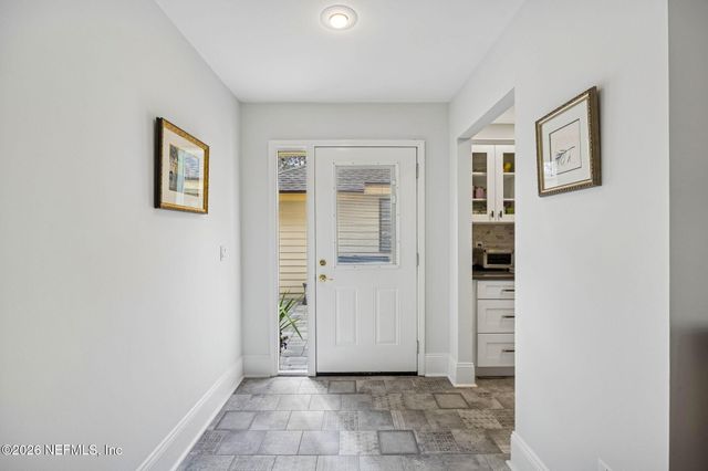 17 CARRIAGE Lane, Ponte Vedra Beach, FL 32082