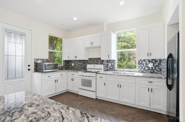 1833 Clarion Avenue, Cincinnati, OH 45207