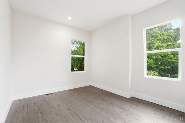 1833 Clarion Avenue, Cincinnati, OH 45207