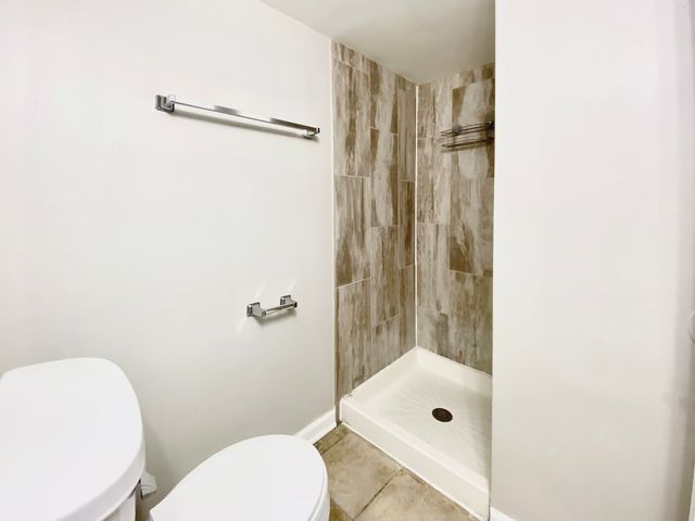 112 E 160th Place, South Holland, IL 60473