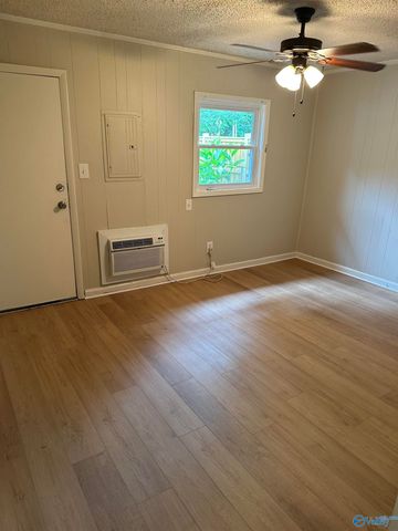 1402 Rison Avenue A, Huntsville, AL 35801