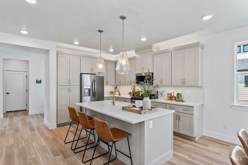 252 S Turner Ave., Star, ID 83669