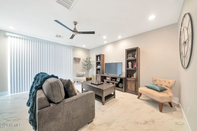 7550 E Osborn Road 1008, Scottsdale, AZ 85251