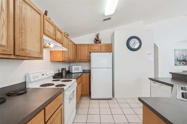 1202 WINDING CYPRESS COURT, Kissimmee, FL 34746