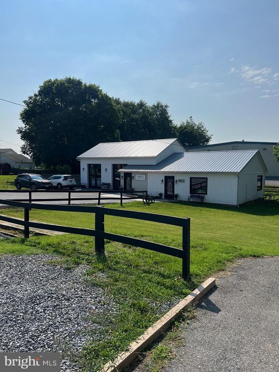 8995-A URBANA CHURCH RD, Frederick, MD 21704