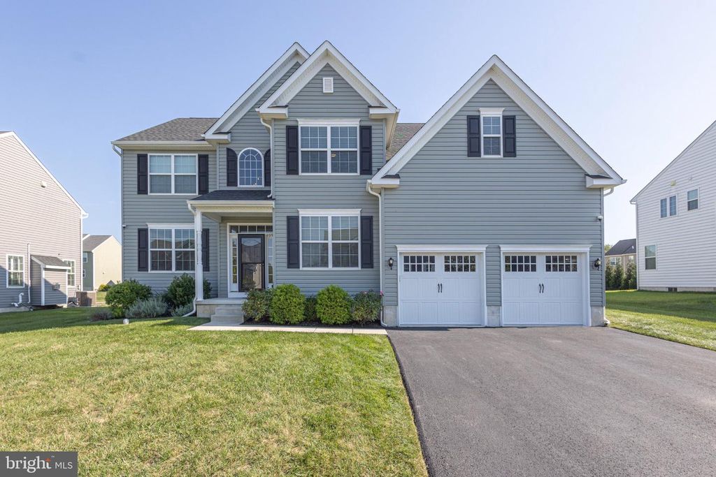 135 MARKLEY FARM CIR #, WEST NORRITON, PA 19403 — exterior