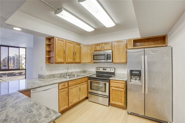 3930 University Center Drive 311, Las Vegas, NV 89119