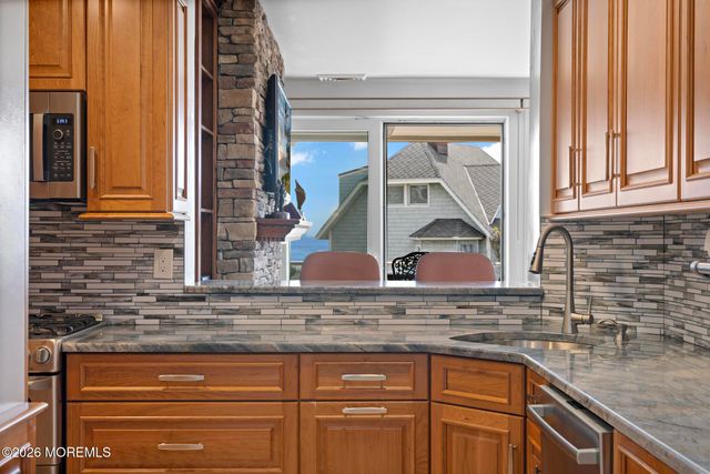 477 Ocean Avenue N H2, Long Branch, NJ 07740