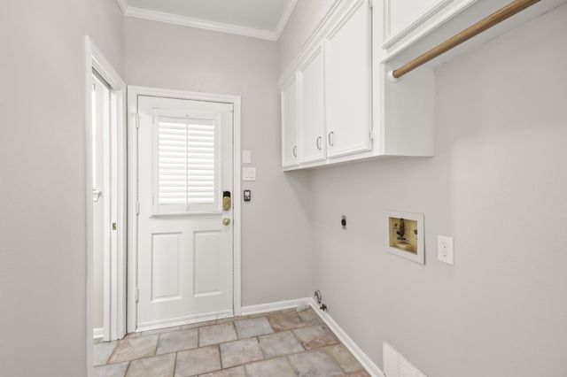 5623 Sycamore Creek Drive, Houston, TX 77345