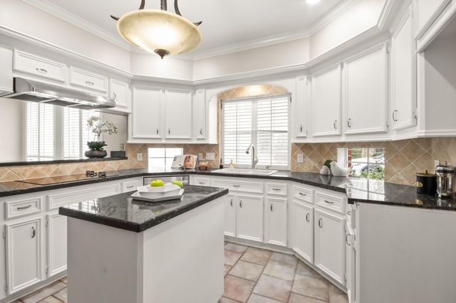 5623 Sycamore Creek Drive, Houston, TX 77345