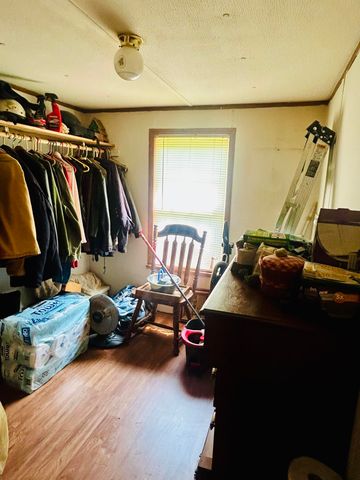 2668 Upper Teges Road, Manchester, KY 40962