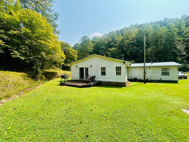 2668 Upper Teges Road, Manchester, KY 40962