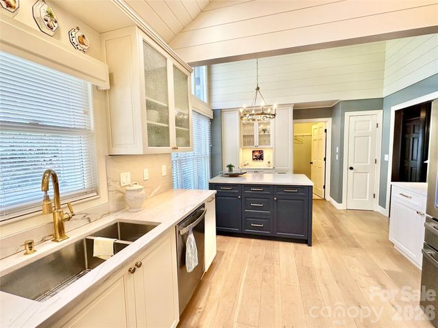 940 Winding Creek Road, Sapphire, NC 28774