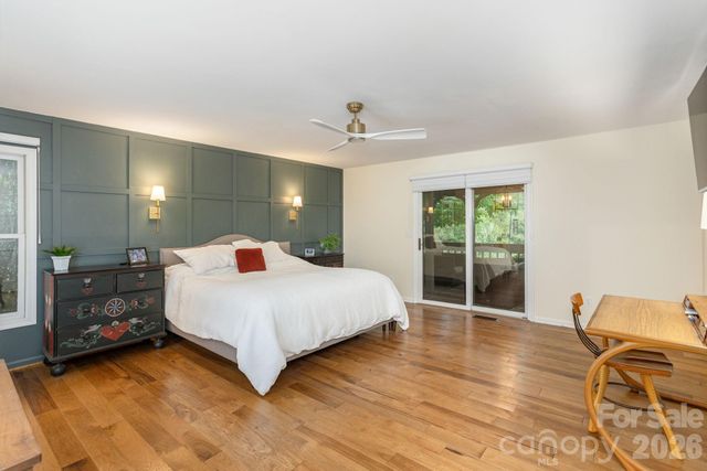 940 Winding Creek Road, Sapphire, NC 28774