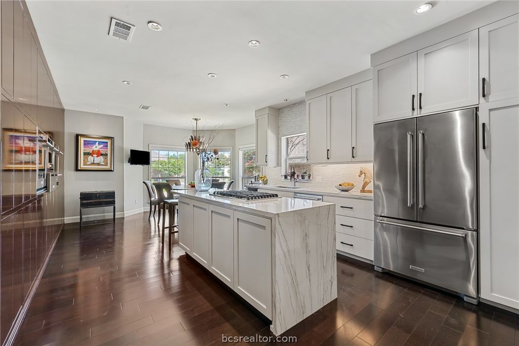 907 Grand Oaks Circle, College Station, TX 77840 — photo 3