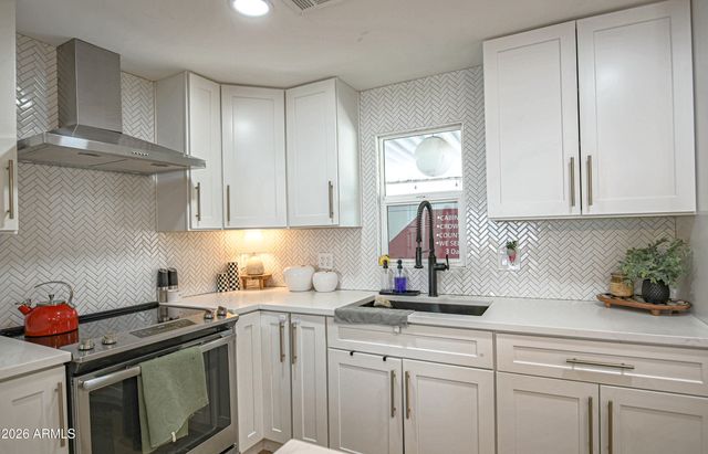 17817 N 6th Street, Phoenix, AZ 85022
