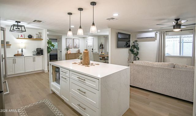 17817 N 6th Street, Phoenix, AZ 85022