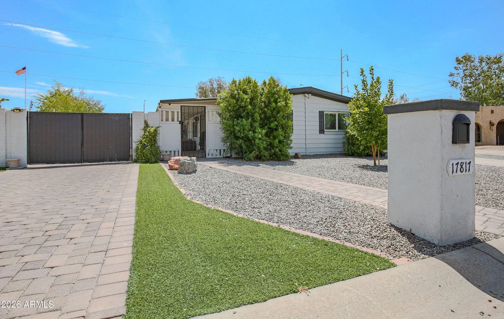 17817 N 6th Street, Phoenix, AZ 85022