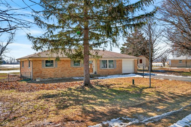 793 W 500 N, Whiteland, IN 46184