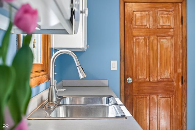 793 W 500 N, Whiteland, IN 46184