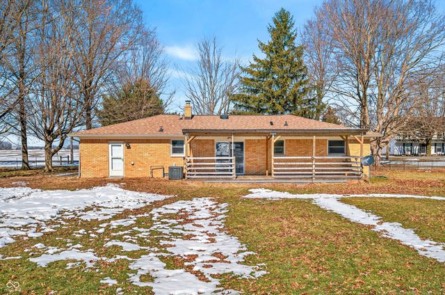 793 W 500 N, Whiteland, IN 46184