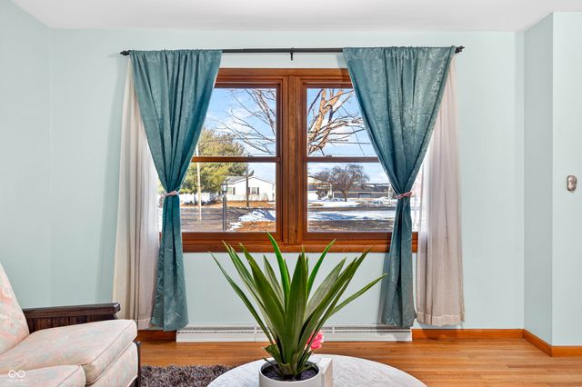 793 W 500 N, Whiteland, IN 46184