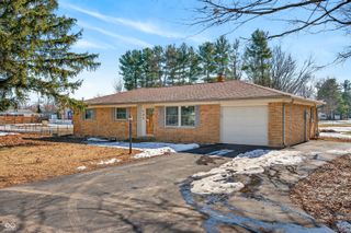 793 W 500 N, Whiteland, IN 46184