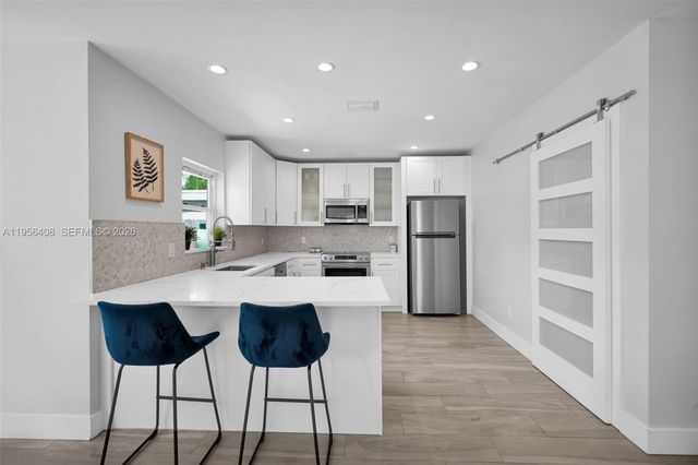 1315 NE 16th Ave, Fort Lauderdale, FL 33304